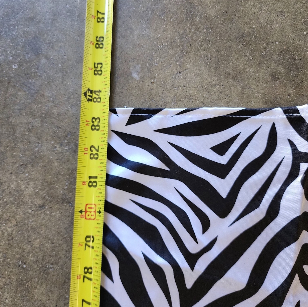 Table runners - Picture 3 of 5